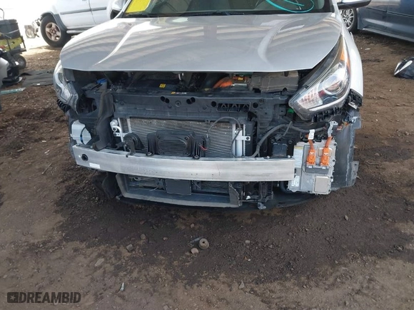 2019 Kia Niro Plug-In Hybrid LX with VIN KNDCM3LD1K5232291, listed as a IAAI auction lot 41906561 with 87,290 mi miles. Bid and sale history available at carsss.com. Image 6.