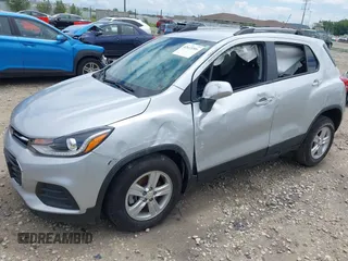 2021 Chevrolet Trax LT with VIN KL7CJPSM5MB364683, listed as a IAAI auction lot 42613395 with 48,047 mi miles and . Bid and sale history available at DreamBid. Image 2.