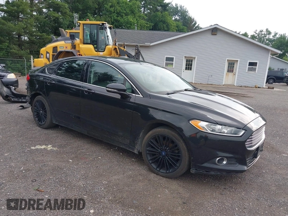 2015 Ford Fusion SE z VIN 3FA6P0H92FR111589, wystawiony jako IAAI lot #42610816 z przebiegiem 155 264 mil mil oraz . Historia ofert i sprzedaży dostępna na DreamBid. Obrazek 1.