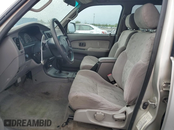 2002 Toyota 4Runner SR5 z VIN JT3GN86R220227055, wystawiony jako Copart lot #59354055 z przebiegiem 306 121 mil mil oraz Czysty tytuł • Clean title. Historia ofert i sprzedaży dostępna na DreamBid. Obrazek 7.