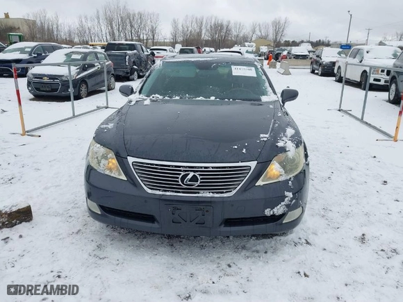 2009 Lexus LS 460 with VIN JTHCL46F895003184, listed as a IAAI auction lot 41475008 with NaN miles. Bid and sale history available at carsss.com. Image 12.