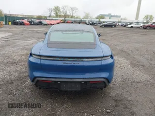 2022 Porsche Taycan GTS z VIN WP0AD2Y17NSA59692, wystawiony jako IAAI lot #41961572 z przebiegiem 12 680 mil mil oraz . Historia ofert i sprzedaży dostępna na DreamBid. Obrazek 17.