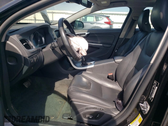 2018 Volvo S60 Inscription с VIN LYV402TK8JB168564, выставлен на аукционе Copart как лот 54493755 с пробегом 84 408 миль миль и Списание • Salvage title. История ставок и продаж доступна на DreamBid. Изображение 7.