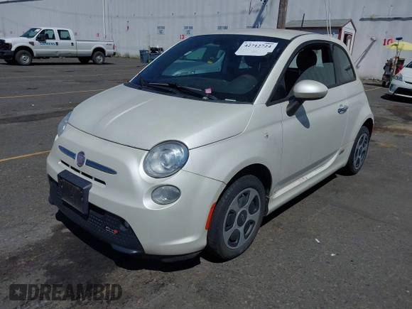 2014 FIAT 500e z VIN 3C3CFFGE3ET291138, wystawiony jako IAAI lot #42712724 z przebiegiem 86 000 mil mil oraz . Historia ofert i sprzedaży dostępna na DreamBid. Obrazek 2.