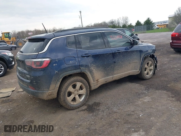 2018 Jeep Compass Latitude z VIN 3C4NJDBB3JT434507, wystawiony jako IAAI lot #42120088 z przebiegiem 82 181 mil mil oraz . Historia ofert i sprzedaży dostępna na DreamBid. Obrazek 4.
