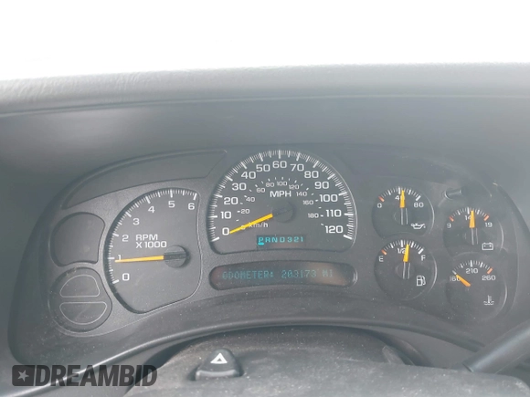 2005 GMC Yukon XL SLT with VIN 3GKFK16Z85G177502, listed as a IAAI auction lot 41899772 with 203,173 mi miles. Bid and sale history available at carsss.com. Image 7.