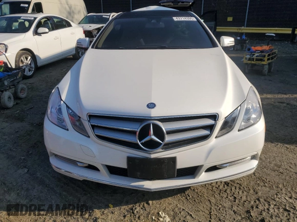 2013 Mercedes-Benz E-Class E 350 with VIN WDDKJ8JB7DF221348, listed as a Copart auction lot 43714395 with 118,564 mi miles and Salvage Title. Bid and sale history available at carsss.com. Image 5.