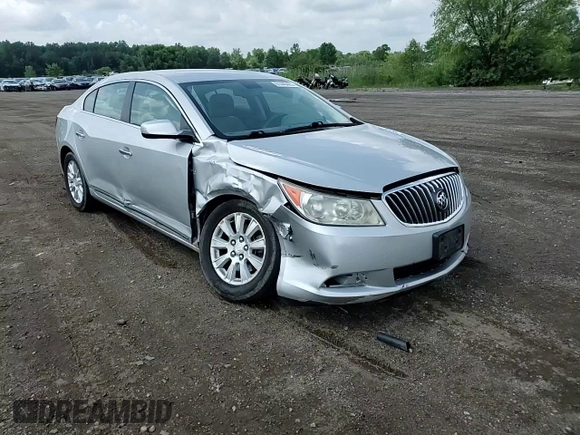 2013 Buick LaCrosse z VIN 1G4GA5E35DF128714, wystawiony jako Copart lot #61446425 z przebiegiem 128 419 mil mil oraz Szkoda całkowita • Salvage title. Historia ofert i sprzedaży dostępna na DreamBid. Obrazek 13.
