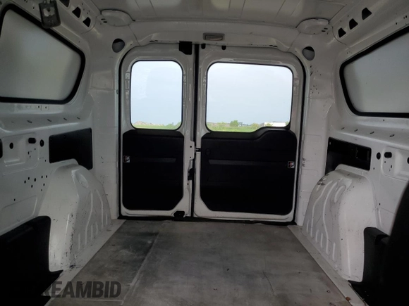 2017 Ram ProMaster City Cargo Tradesman with VIN ZFBERFAB5H6D29435, listed as a Copart auction lot 61988835 with 207,755 mi miles and Salvage title. Bid and sale history available at DreamBid. Image 10.