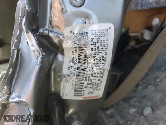 2001 Toyota Camry CE z VIN JT2BG22K410568101, wystawiony jako Copart lot #57184125 z przebiegiem Nie podano mil oraz Szkoda całkowita • Salvage title. Historia ofert i sprzedaży dostępna na DreamBid. Obrazek 13.