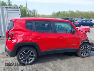 2020 Jeep Renegade Jeepster with VIN ZACNJBAB7LPL75071, listed as a IAAI auction lot 42017529 with 42,477 mi miles and . Bid and sale history available at carsss.com. Image 14.