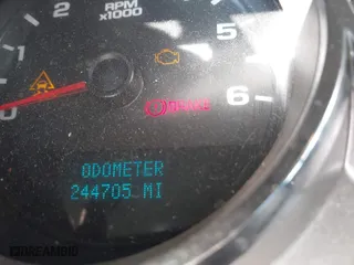 2007 Chevrolet Silverado 1500 LTZ with VIN 2GCEK13MX71529698, listed as a IAAI auction lot 41590698 with 244,705 mi miles. Bid and sale history available at carsss.com. Image 7.