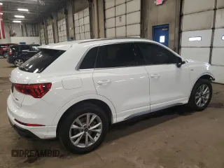 2023 Audi Q3 S line Premium z VIN WA1DECF36P1090324, wystawiony jako Copart lot #45025995 z przebiegiem 28 052 mil mil oraz Nie do naprawy. Historia ofert i sprzedaży dostępna na DreamBid. Obrazek 3.