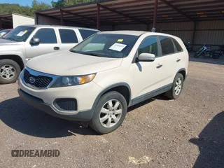 2011 Kia Sorento LX with VIN 5XYKT3A13BG035413, listed as a IAAI auction lot 41951657 with 237,119 mi miles. Bid and sale history available at carsss.com. Image 2.