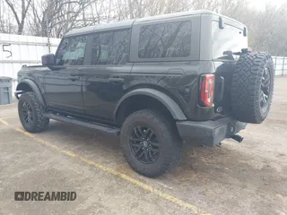 2022 Ford Bronco z VIN 1FMDE5BHXNLB17265, wystawiony jako IAAI lot #42106105 z przebiegiem 55 400 mil mil oraz . Historia ofert i sprzedaży dostępna na DreamBid. Obrazek 3.