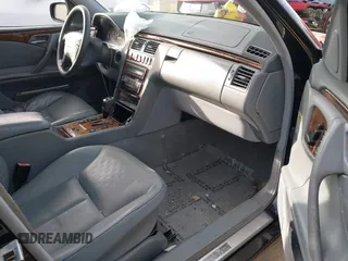 2001 Mercedes-Benz E-Class with VIN WDBJH65JX1B290284, listed as a IAAI auction lot 41713265 with 1 mi miles. Bid and sale history available at carsss.com. Image 5.