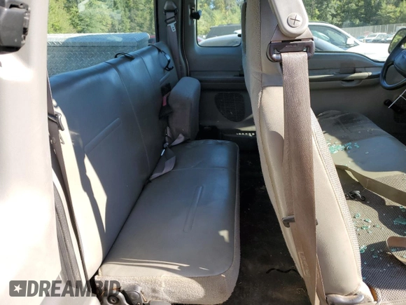 2004 Ford Super Duty F-250 XL with VIN 1FTNX20L14EB23953, listed as a Copart auction lot 75155324 with 140,379 mi miles and Salvage Title. Bid and sale history available at carsss.com. Image 10.
