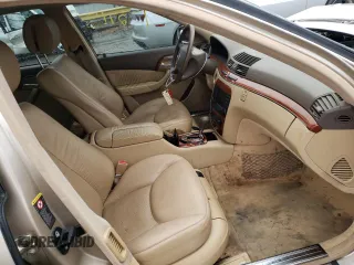 2006 Mercedes-Benz S-Class 4.3L with VIN WDBNG70J36A466395, listed as a Copart auction lot 71346652 with 172,113 mi miles and Salvage Title. Bid and sale history available at carsss.com. Image 5.