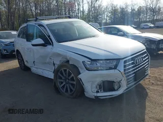 2019 Audi Q7 Premium Plus with VIN WA1LAAF76KD032719, listed as a IAAI auction lot 42064781 with 83,560 mi miles and . Bid and sale history available at DreamBid. Image 1.