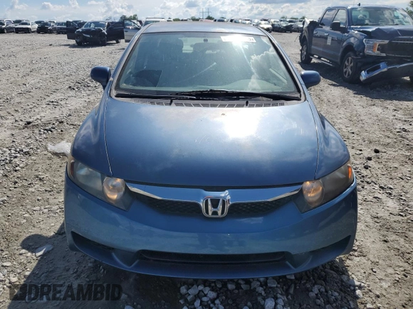 2009 Honda Civic LX z VIN 2HGFA16519H367371, wystawiony jako Copart lot #53455605 z przebiegiem 183 923 mil mil oraz Szkody całkowita. Historia ofert i sprzedaży dostępna na DreamBid. Obrazek 5.