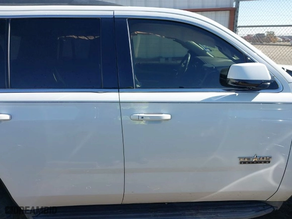 2016 Chevrolet Tahoe LT with VIN 1GNSCBKC9GR367527, listed as a IAAI auction lot 41401749 with 121,535 mi miles. Bid and sale history available at carsss.com. Image 13.