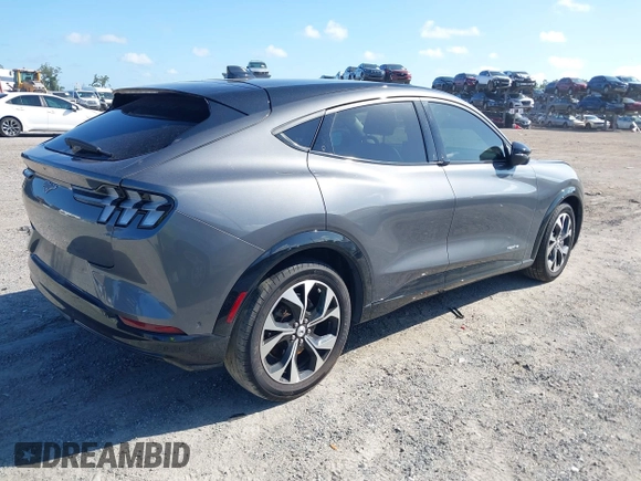 2023 Ford Mustang Mach-E Premium с VIN 3FMTK3RM2PMA18002, выставлен на аукционе IAAI как лот 42568946 с пробегом 26 495 миль миль и . История ставок и продаж доступна на DreamBid. Изображение 4.