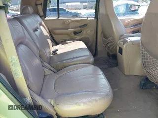 1998 Ford Expedition XLT with VIN 1FMRU1762WLC11697, listed as a IAAI auction lot 42386716 with 239,848 mi miles and . Bid and sale history available at DreamBid. Image 8.