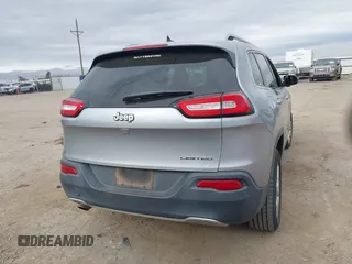 2014 Jeep Cherokee Limited with VIN 1C4PJLDB2EW160202, listed as a IAAI auction lot 41031874 with 168,181 mi miles. Bid and sale history available at carsss.com. Image 15.