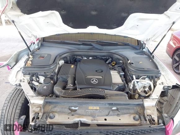 2018 Mercedes-Benz GLC 300 with VIN WDC0G4JB9JV048422, listed as a IAAI auction lot 41772883 with 143,331 mi miles and . Bid and sale history available at DreamBid. Image 10.