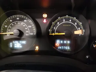 2014 Jeep Patriot Latitude with VIN 1C4NJPFB8ED717749, listed as a IAAI auction lot 41962155 with 147,755 mi miles and . Bid and sale history available at carsss.com. Image 7.