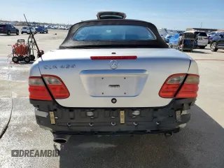 2003 Mercedes-Benz CLK 4.3L with VIN WDBLK70G13T132778, listed as a Copart auction lot 47026765 with 127,963 mi miles and Salvage Title. Bid and sale history available at carsss.com. Image 6.