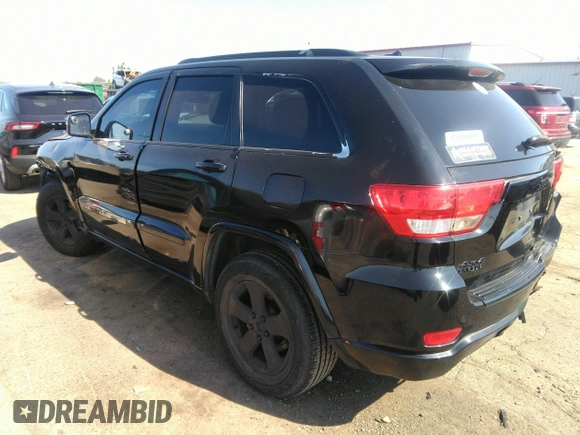 2011 Jeep Grand Cherokee Laredo with VIN 1J4RR4GG4BC558193, listed as a IAAI auction lot 40055870 with 110,939 mi miles and . Bid and sale history available at DreamBid. Image 3.