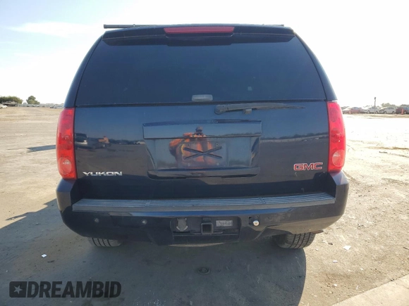 2008 GMC Yukon SLE w/3SA with VIN 1GKFC13C38R103910, listed as a Copart auction lot 78508014 with 123,851 mi miles and Salvage Title. Bid and sale history available at carsss.com. Image 6.