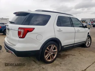 2017 Ford Explorer XLT z VIN 1FM5K7D81HGA26890, wystawiony jako Copart lot #60531395 z przebiegiem 139 008 mil mil oraz Szkoda całkowita • Salvage title. Historia ofert i sprzedaży dostępna na DreamBid. Obrazek 3.