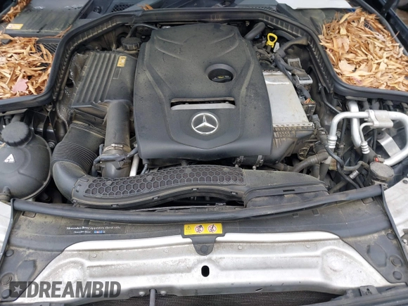 2015 Mercedes-Benz C-Class C 300 with VIN 55SWF4JB4FU047637, listed as a IAAI auction lot 42018519 with 78,297 mi miles. Bid and sale history available at carsss.com. Image 10.