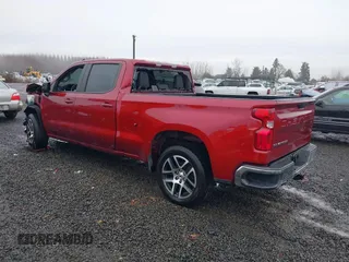 2020 Chevrolet Silverado 1500 LT z VIN 3GCUYDET2LG211169, wystawiony jako IAAI lot #41145684 z przebiegiem 81 606 mil mil oraz . Historia ofert i sprzedaży dostępna na DreamBid. Obrazek 3.