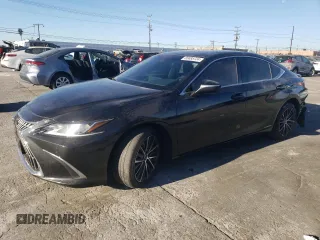 2022 Lexus ES 300h z VIN 58ADA1C18NU024057, wystawiony jako Copart lot #85685724 z przebiegiem 95 201 mil mil oraz Szkoda całkowita • Salvage title. Historia ofert i sprzedaży dostępna na DreamBid. Obrazek 1.