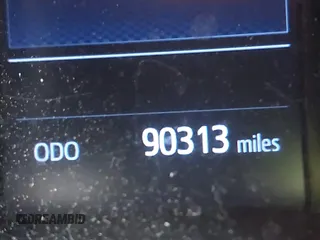 2020 Toyota C-HR LE z VIN NMTKHMBX9LR107762, wystawiony jako IAAI lot #42158899 z przebiegiem 90 313 mil mil oraz . Historia ofert i sprzedaży dostępna na DreamBid. Obrazek 15.