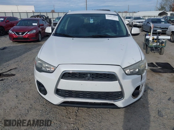 2015 Mitsubishi Outlander ES z VIN 4A4AP3AU4FE034451, wystawiony jako IAAI lot #41057102 z przebiegiem 166 263 mil mil oraz . Historia ofert i sprzedaży dostępna na DreamBid. Obrazek 12.