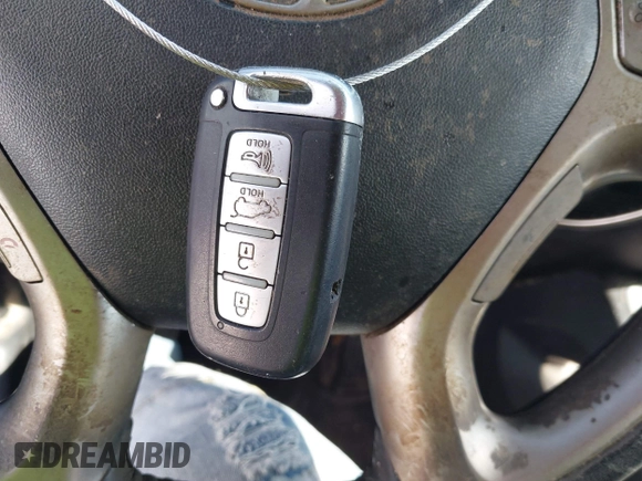 2013 Hyundai Tucson GLS with VIN KM8JU3AC0DU572232, listed as a IAAI auction lot 41724332 with 232,661 mi miles. Bid and sale history available at carsss.com. Image 11.