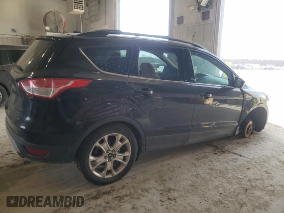2013 Ford Escape SE z VIN 1FMCU0GX8DUD64374, wystawiony jako Copart lot #49647345 z przebiegiem 166 529 mil mil oraz Szkoda całkowita • Salvage title. Historia ofert i sprzedaży dostępna na DreamBid. Obrazek 3.