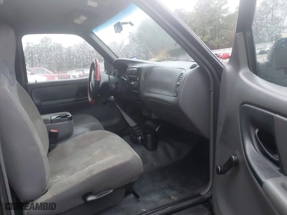 2002 Ford Ranger XL with VIN 1FTYR14U12PA51268, listed as a IAAI auction lot 41571122 with 271,641 mi miles. Bid and sale history available at carsss.com. Image 5.
