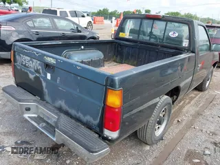 1994 Nissan Frontier z VIN 1N6SD11S2RC402971, wystawiony jako IAAI lot #42388139 z przebiegiem 122 571 mil mil oraz . Historia ofert i sprzedaży dostępna na DreamBid. Obrazek 4.