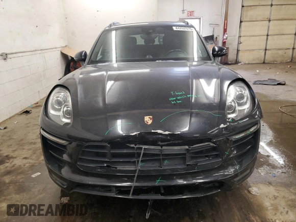 2017 Porsche Macan S with VIN WP1AB2A5XHLB20949, listed as a Copart auction lot 44202975 with 107,597 mi miles and Salvage Title. Bid and sale history available at DreamBid. Image 5.