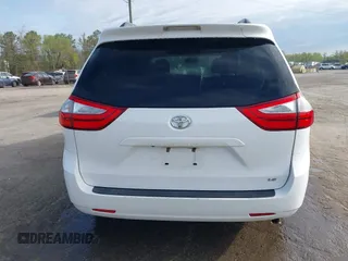 2015 Toyota Sienna LE AAS with VIN 5TDKK3DC2FS590667, listed as a IAAI auction lot 41997673 with 169,828 mi miles. Bid and sale history available at carsss.com. Image 16.