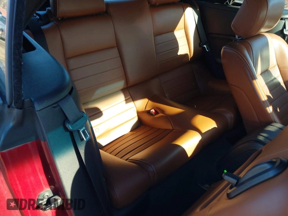 2014 Ford Mustang V6 with VIN 1ZVBP8EMXE5228061, listed as a IAAI auction lot 41603552 with 118,011 mi miles. Bid and sale history available at carsss.com. Image 8.