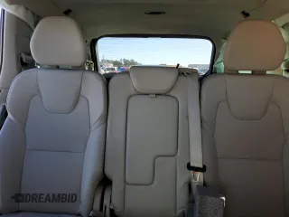 2022 Volvo XC90 Momentum with VIN YV4102PK9N1857620, listed as a Copart auction lot 87395714 with 34,325 mi miles and Salvage Title. Bid and sale history available at carsss.com. Image 10.