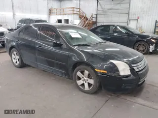 2009 Ford Fusion SE with VIN 3FAHP07Z19R204683, listed as a IAAI auction lot 41748473 with 1 mi miles. Bid and sale history available at carsss.com. Image 1.