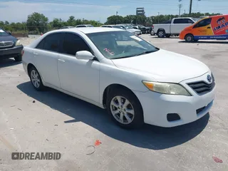 2011 Toyota Camry LE with VIN 4T1BK3EK2BU614537, listed as a IAAI auction lot 42124494 with 111,718 mi miles. Bid and sale history available at carsss.com. Image 1.