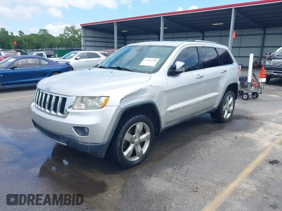 2011 Jeep Grand Cherokee Limited with VIN 1J4RR5GT9BC652279, listed as a IAAI auction lot 42444740 with 180,014 mi miles and . Bid and sale history available at DreamBid. Image 17.